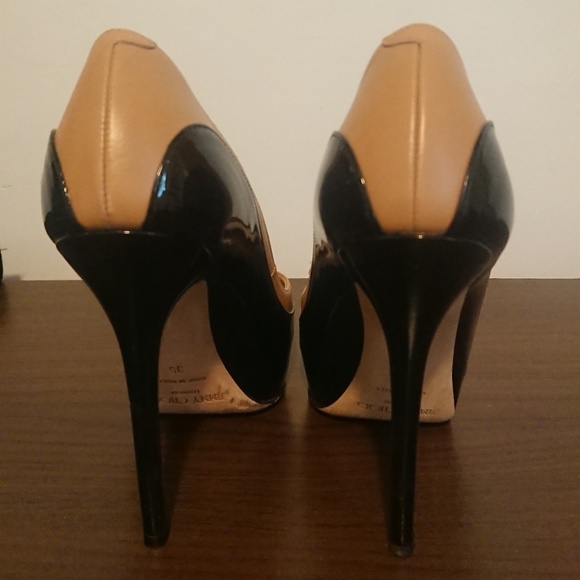 Jimmy Choo heels size 35 - Picture 3 of 4